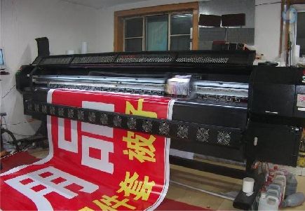 宁乡喷绘广告分辨率是多少？